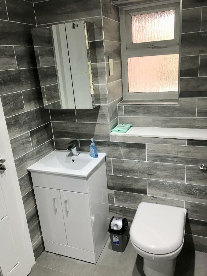 شقة Perfect Modern Base Near All Attractions لندن المظهر الخارجي الصورة
